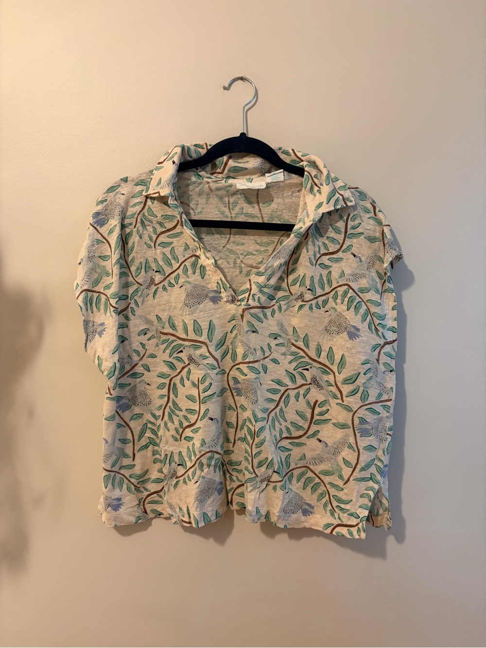 100% Linen Bird Print Short Sleeve Collared Top